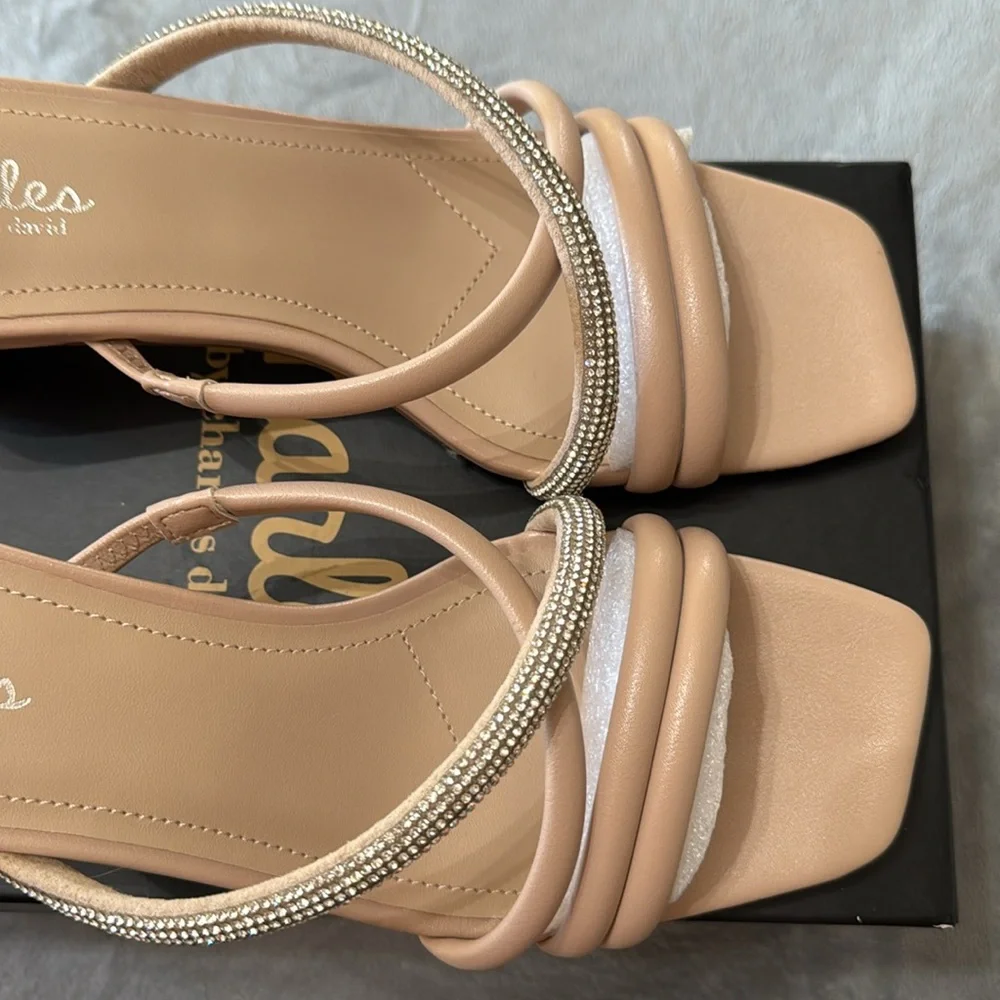 NWT Charles‎ By David Women's 9 1/2M Fusion Slip On Rhinestone Beige Kitten Heel